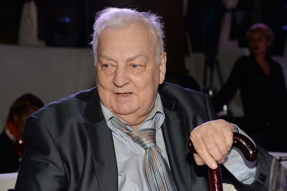 Актер Михаил Державин доставлен в реанимацию московской больницы