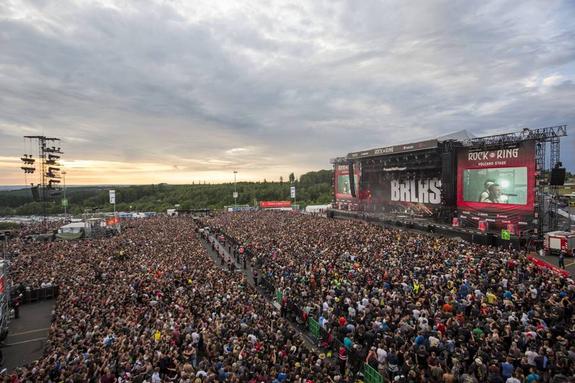 Фестиваль Rock am Ring в Германии прерван из-за угрозы теракта