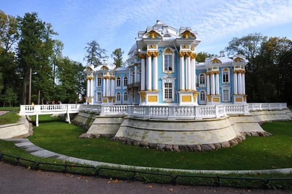 Историк Маргарита Альбедиль написала книгу невыдуманных историй для детей
