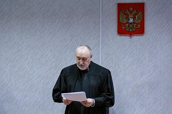 На следующей неделе начнется суд над обвиняемым в педофилии священником