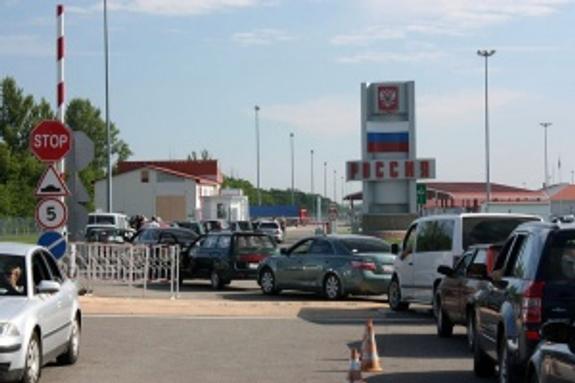 На крымско-украинской границе продают очередь