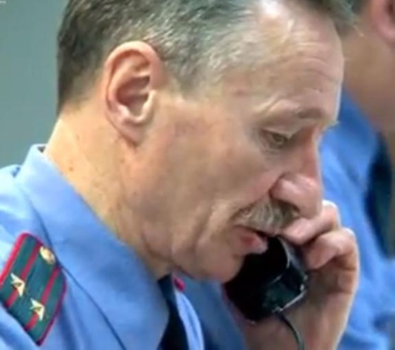 В салоне иномарки на юге Москвы нашли изрезанного мужчину