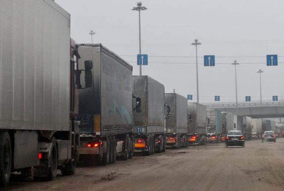 В Австрии после погони задержали пьяного дальнобойщика из России