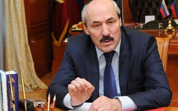 Владимир Путин принял отставку главы Дагестана