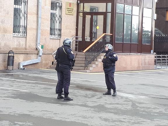 До Челябинска докатилась волна лже-минирований: эвакуировано более 10 зданий