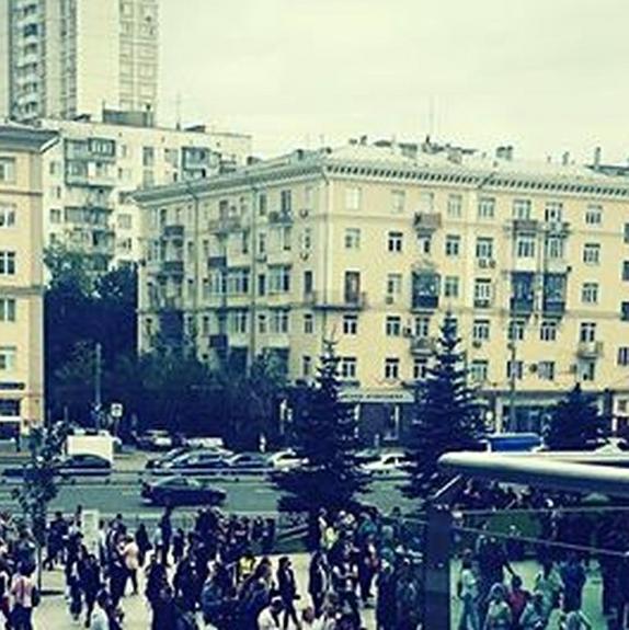 Из-за угрозы взрыва в Москве эвакуированы четыре торговых центра и МАИ