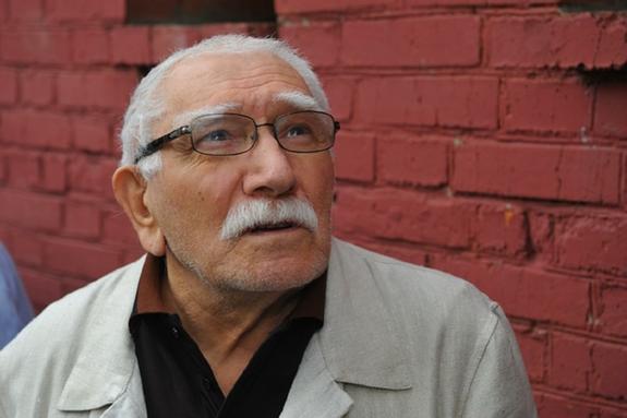 СМИ сообщают, что Джигарханян подал в полицию заявление на свою жену