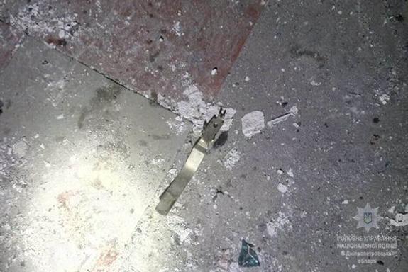 На Украине ищут бросивших ночью гранаты в полицейских в Днепре