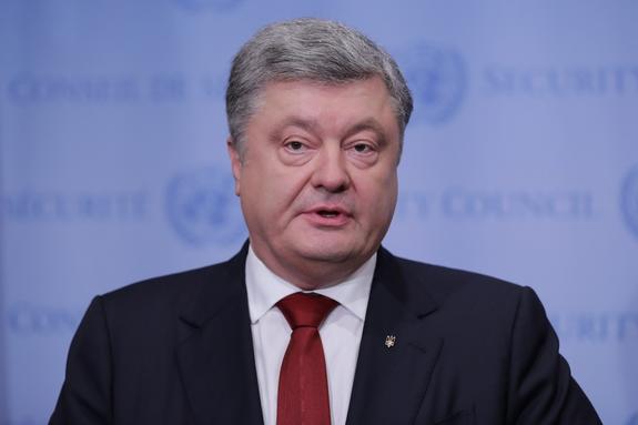Порошенко срочно созвал консультационный совет президентов Украины и Польши