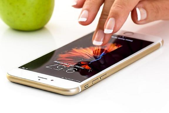 Жителей России предупредили об опасности установки приложения для смартфонов