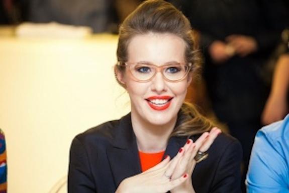 Кандидат в президенты России Собчак попросила у Киева разрешение посетить Крым