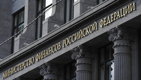 Минфин рекомендовал страховщикам увеличить долю рублевых платежей за рубежом