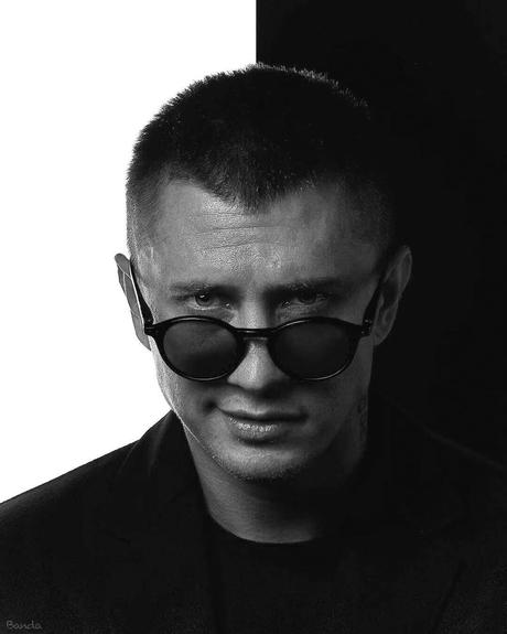 Павел Прилучный попал в больницу, поклонники решили,что у него сердечный приступ