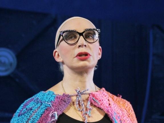 Актриса Татьяна Васильева смело опубликовала свое фото на пляже в бикини