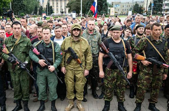 Добровольцы-россияне теперь едут на Донбасс учиться воевать