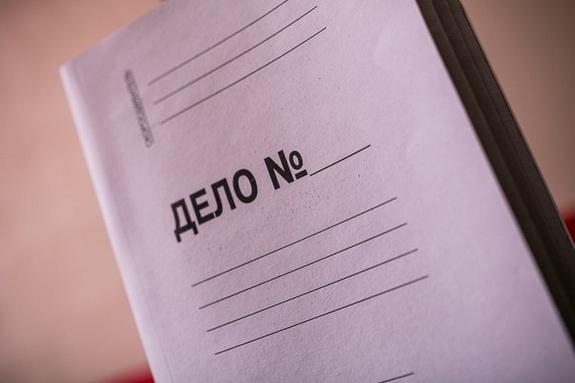 Дело возбуждено по факту гибели ребенка в запертой машине в Ступино