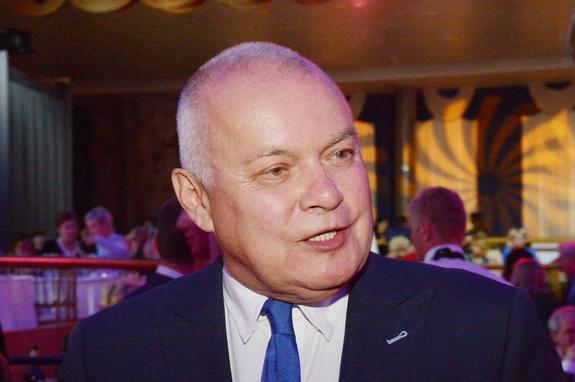 Киселев раскритиковал скандальный клип Киркорова и Баскова