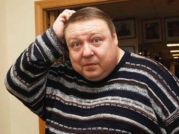 Известного актера застукали в постели с невестой собственного сына