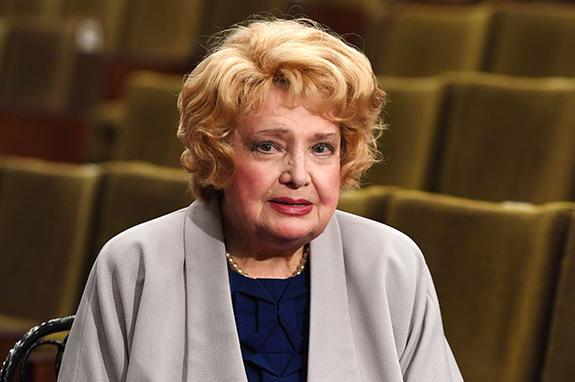 Для кого Татьяна Доронина сохранила консервативный театр?