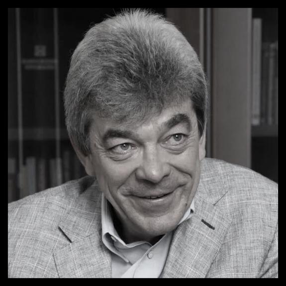 Умер декан исторического факультета МГУ