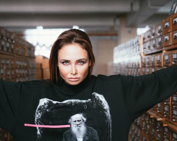 Ляйсан Утяшева рассказала, как ей удается держать фигуру в тонусе