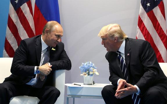 СМИ: Путин и Трамп могут встретиться в День святого Валентина
