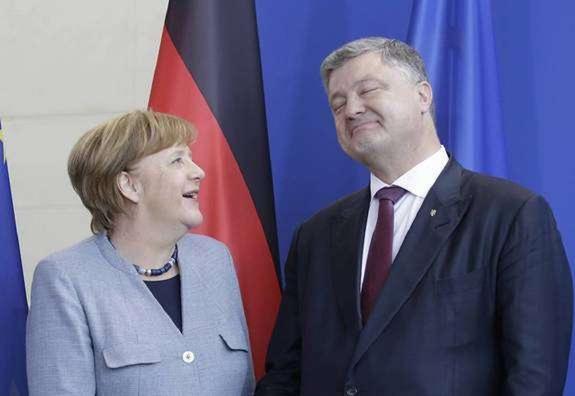 В Киеве начались переговоры Меркель и Порошенко
