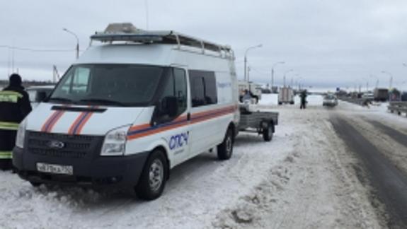 В Краснодарском крае из-за непогоды на трассе заблокированы сотни автомашин