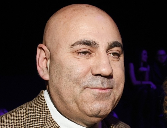 Пригожин назвал поющих вместе со Шнуровым фанатов "лохами"
