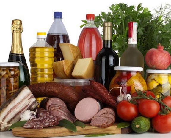 Диетологи назвали продукты, вызывающие привыкание