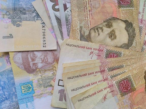 На Украине за пять лет в два раза сократились пенсии и прожиточный минимум