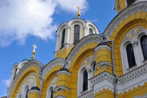 На Украине предложили спросить у населения, что они думают о "новой церкви"