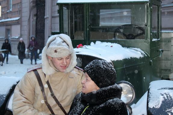 В Петербурге проходит парад в честь 75-летия снятия блокады Ленинграда