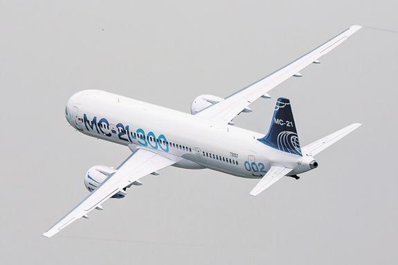 МС-21: чёрное крыло или чёрная дыра?