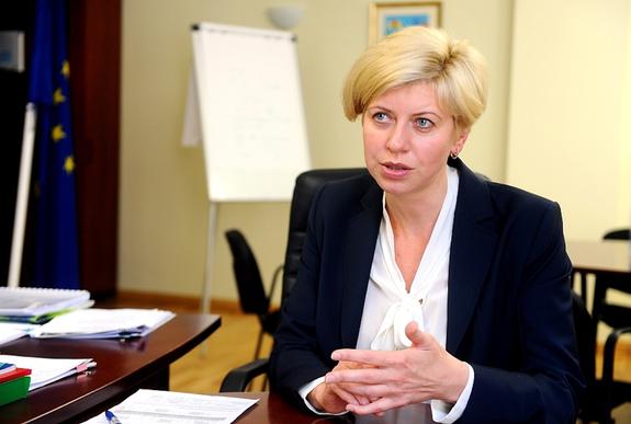 Экс-министр здравоохранения Латвии: наша система ориентирована не на человека