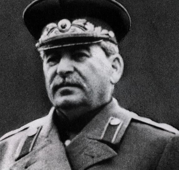 Немного россиян хотели бы жить при Сталине, при Брежневе побольше