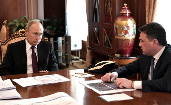 Губернатор Подмосковья Воробьев пообещал Путину, что на участке Ярославки перед г. Пушкино на майские пробок не будет