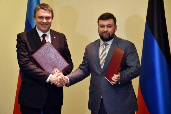 Станет ли выдача паспортов Россией подготовкой к «эвакуации» лидеров ДНР и ЛНР?