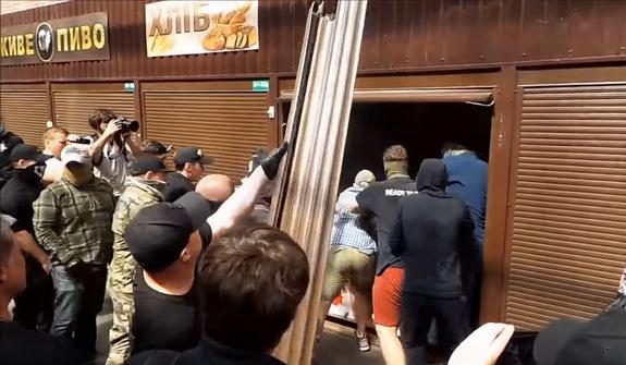 Из европейского на Украине назвали только цены на хлеб