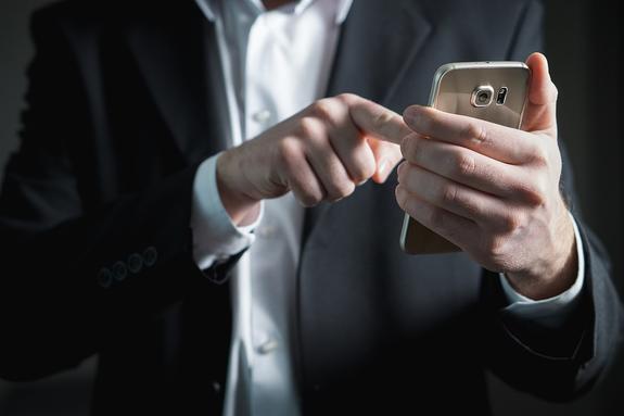 WhatsApp будет судиться со спамерами
