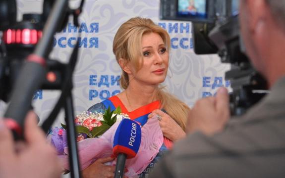 Вика Цыганова намерена вернуть Хабаровску статус столицы ДФО