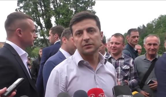 Зеленский пригласил Запад посмотреть на Крым?