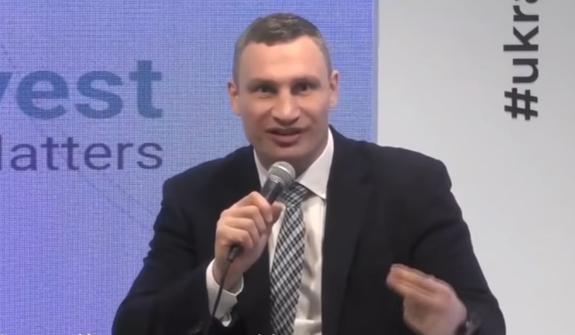 При Зеленском выросла зарплата у Кличко