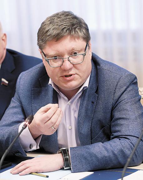 О пенсиях, профсоюзах и забастовках