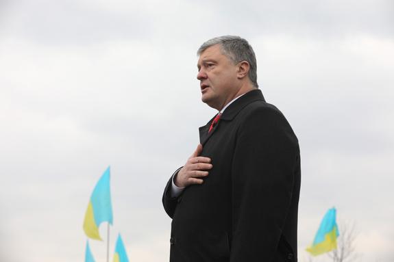 После проигрыша Порошенко отказался лезть в свой бизнес