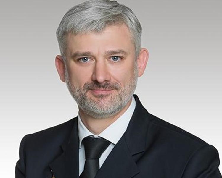 Минтранс не нашел оснований для отказа от полетов "Суперджет"
