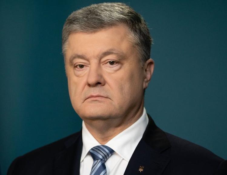 Петра Порошенко допрашивают по делу о Евромайдане