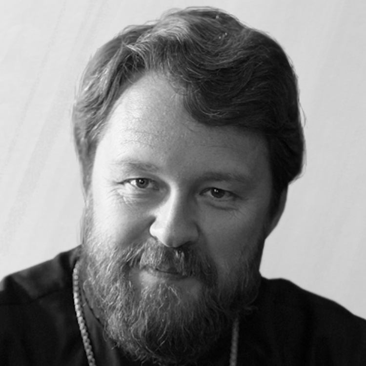 Священник РПЦ митрополит Иларион объяснил, почему нельзя приписывать Сталину победу в войне