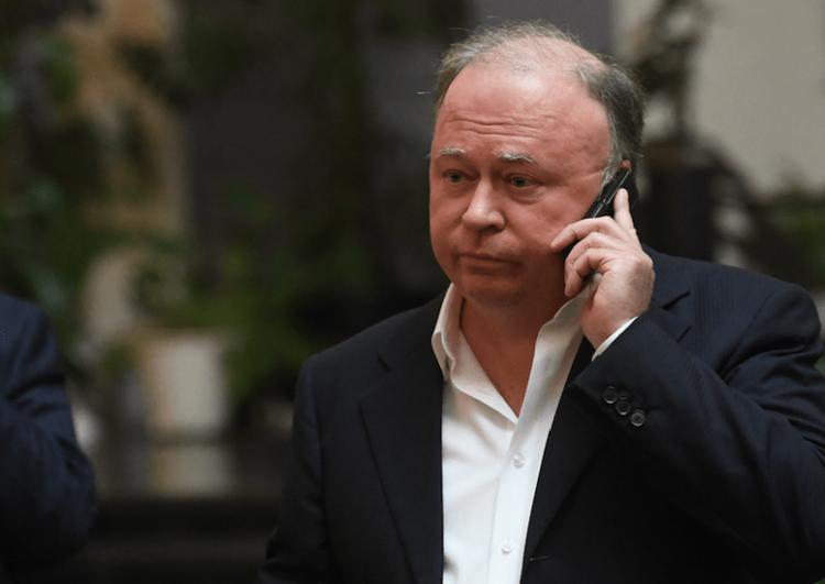 Журналист Андрей Караулов прокомментировал ситуацию с задержанием Ивана Голунова