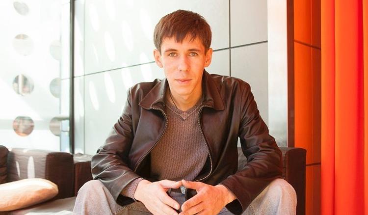 "Я - артист, а ты бездарный КВНщик", Алексей Панин объявил войну Гарику Харламову за то, что над ним посмеялись